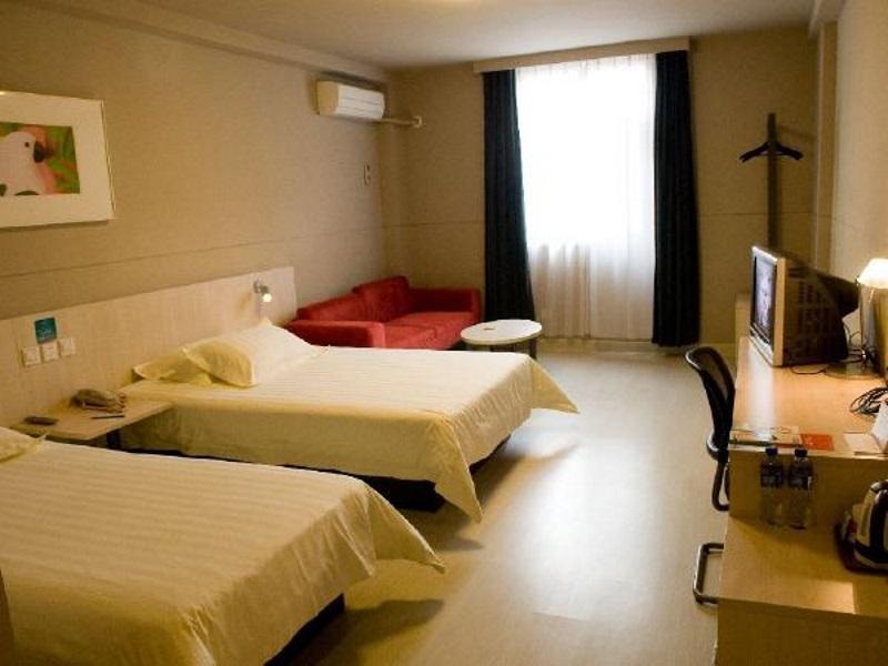 فندق جينجيانج إن ووهان جيانجتان بوكسينج ستريت المظهر الخارجي الصورة